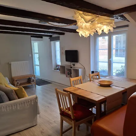 Le Repaire Des Hirondelles - Le Colombage بيت للعطل Scharrachbergheim-Irmstett